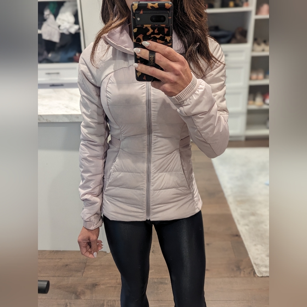 Lululemon Down For It All Jacket Size 2 Light Pink
